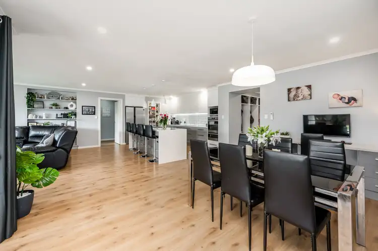 Third view of Homely house listing, 6 Coolum Close, Worrolong SA 5291