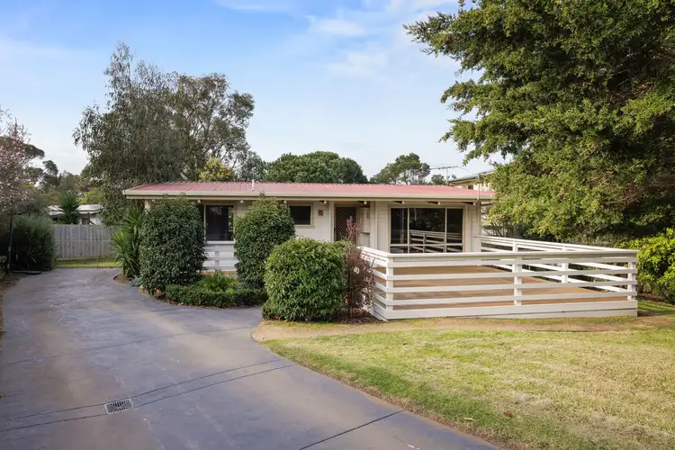 2 Outlook Drive, Cowes VIC 3922