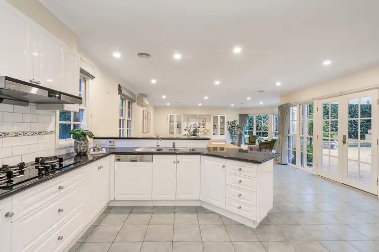 Sixth view of Homely house listing, 39 Gwingana Crescent, Glen Waverley VIC 3150