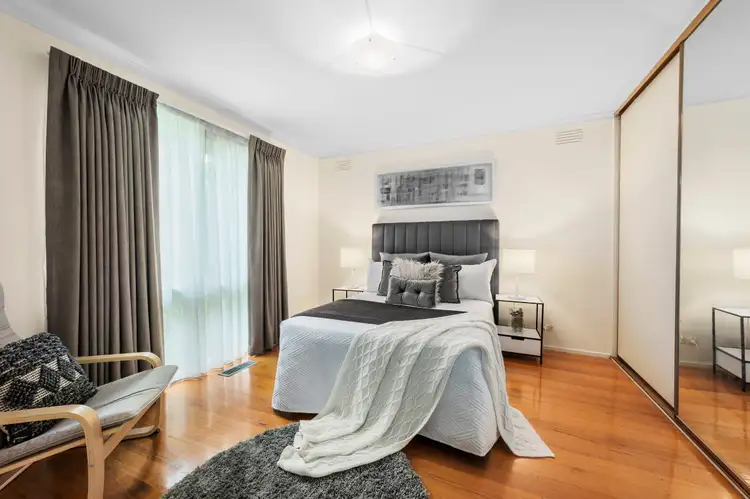 Fifth view of Homely house listing, 5 Latimer Place, Gladstone Park VIC 3043
