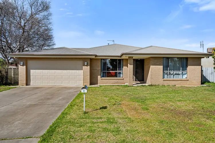 61 Undurra Drive, Glenfield Park NSW 2650