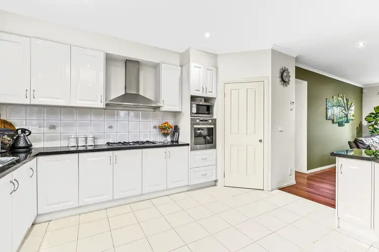 Fifth view of Homely house listing, 29 Farnborough Way, Berwick VIC 3806