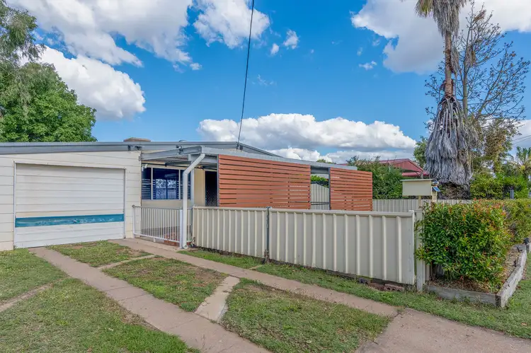 Main view of Homely house listing, 32 Diamond Avenue, Emerald QLD 4720