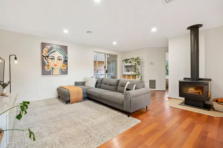 Second view of Homely house listing, 6 Lamplighter Court, Whittlesea VIC 3757