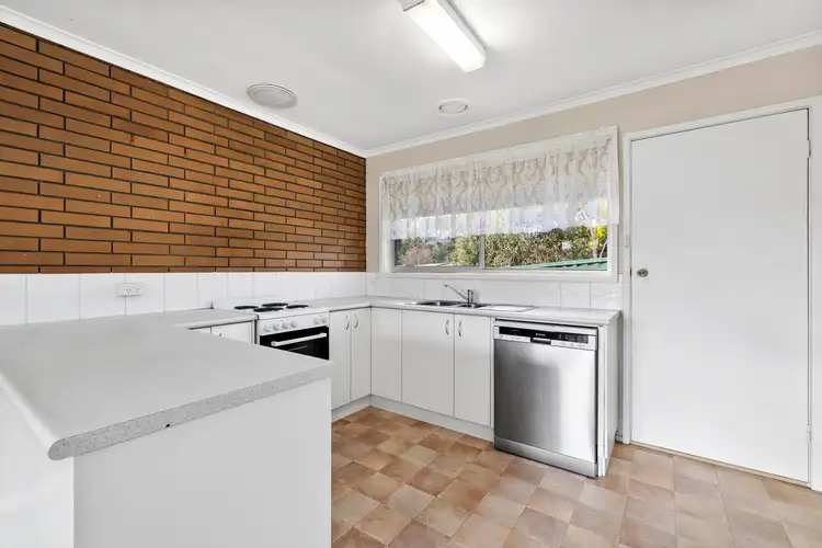 Fourth view of Homely house listing, 2/15 Hermitage Avenue, Mount Clear VIC 3350