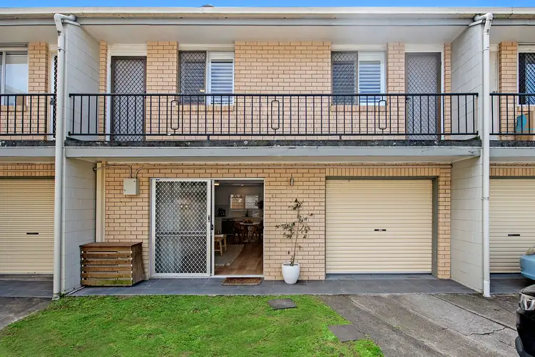 2/198C Hedges Avenue, Mermaid Beach QLD 4218