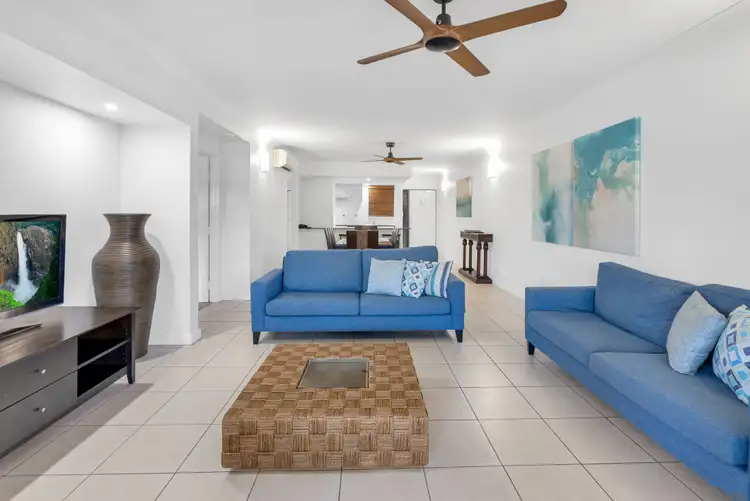 Sixth view of Homely unit listing, 2/2-8 Blue Water Lane, Trinity Beach QLD 4879