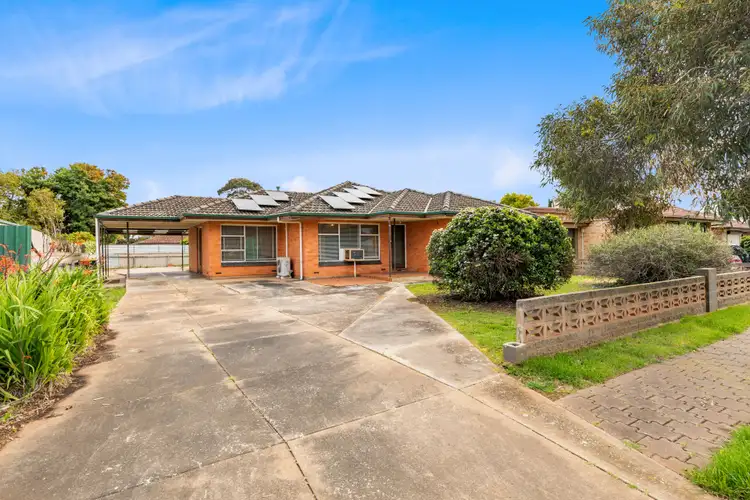 8 Lincoln Avenue, Parafield Gardens SA 5107