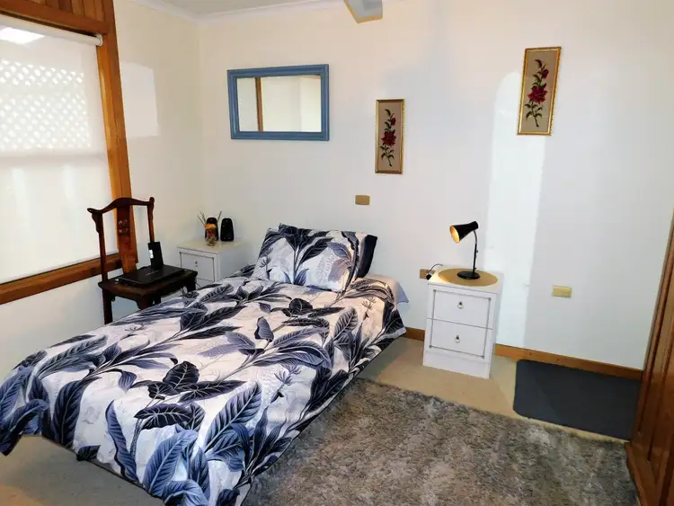 Fifth view of Homely house listing, 7 Philip Avenue, Bordertown SA 5268