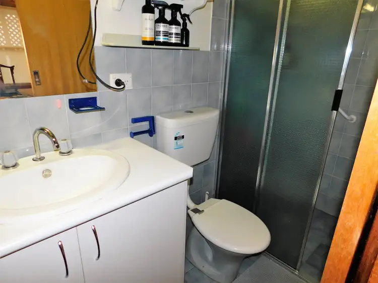 Sixth view of Homely house listing, 7 Philip Avenue, Bordertown SA 5268