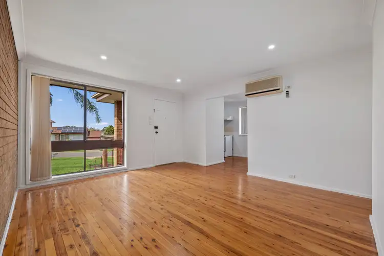 Sixth view of Homely semi-detached listing, 9 Campbell Close, Minto NSW 2566