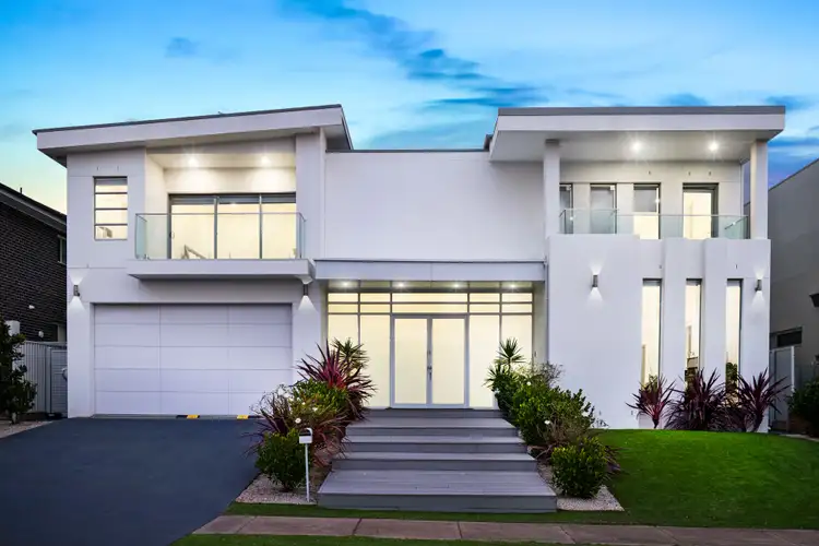 33 Bruhn Circuit, Kellyville NSW 2155