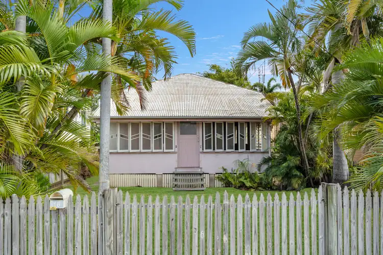16 Perkins Street, South Townsville QLD 4810
