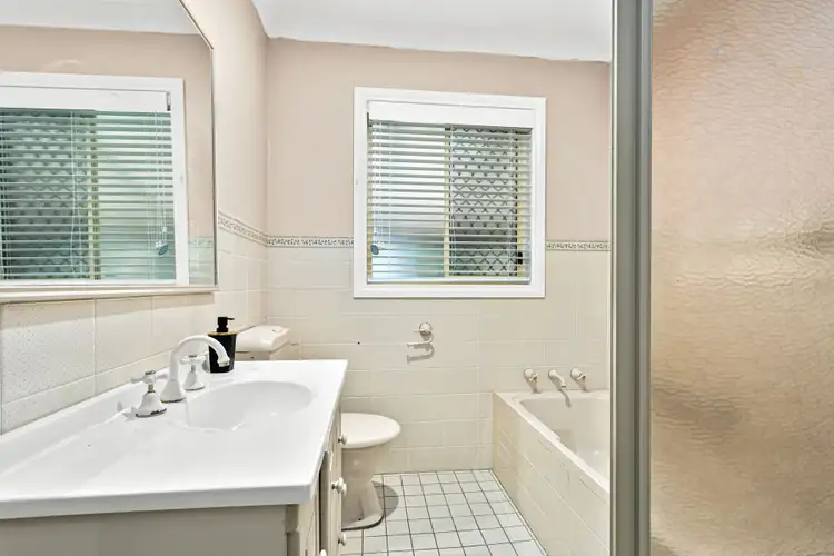 Seventh view of Homely house listing, 2/30 William Avenue, Warilla NSW 2528