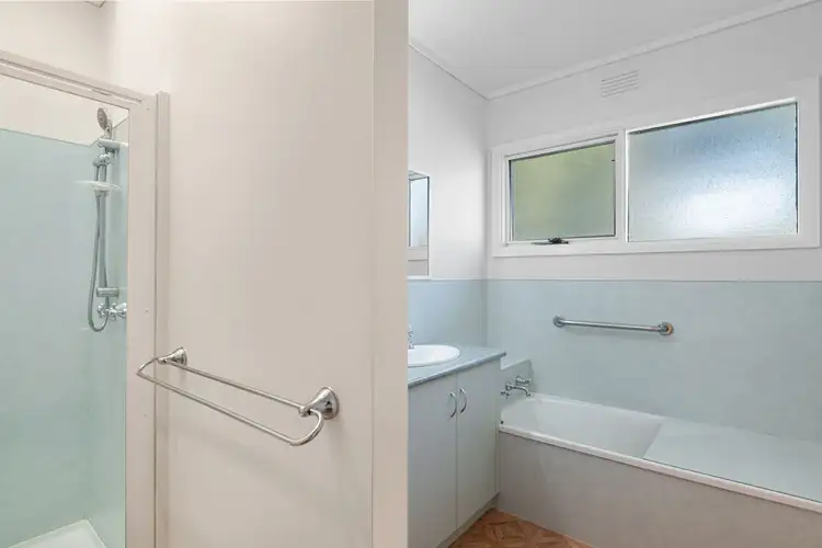Fifth view of Homely house listing, 5 Ride Avenue, Benalla VIC 3672