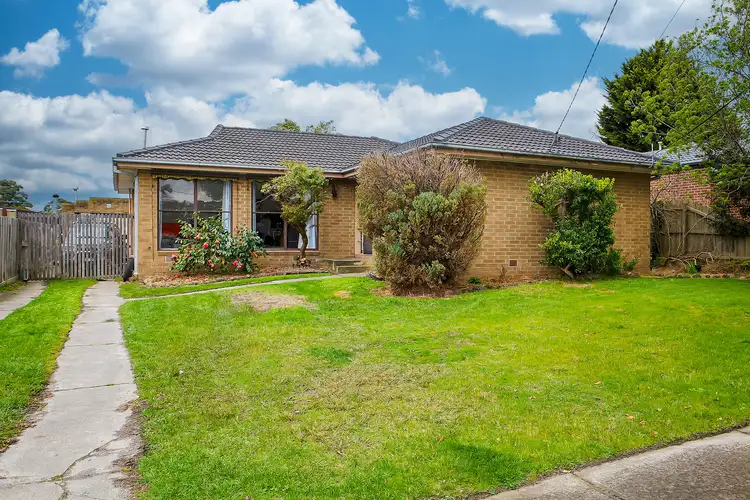 11 Lorraine Avenue, Langwarrin VIC 3910
