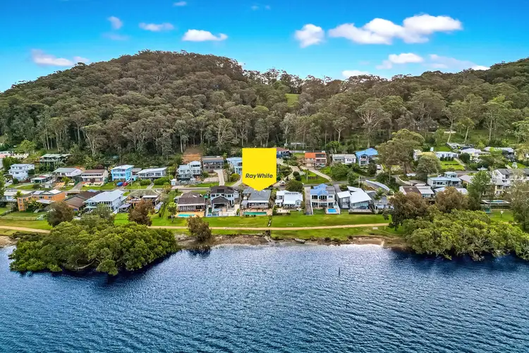 100 Broadwater Drive, Saratoga NSW 2251
