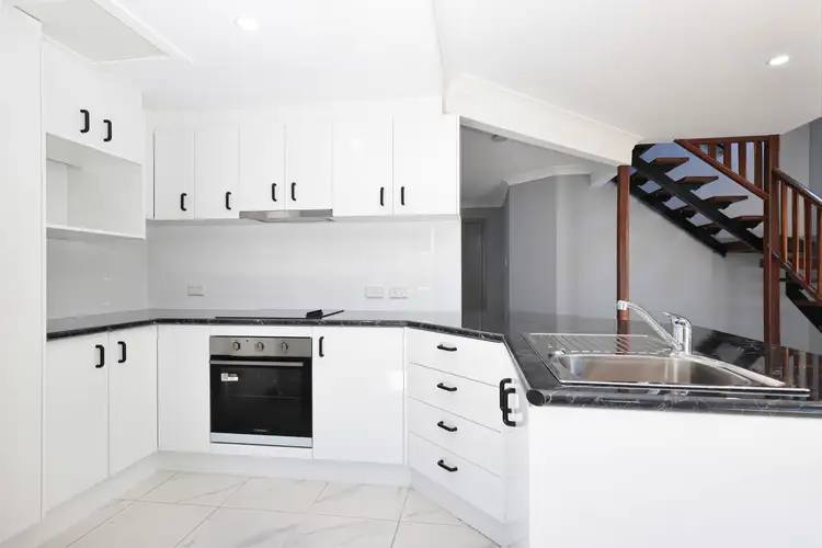 Sixth view of Homely townhouse listing, 9/52 Borilla Street, Emerald QLD 4720