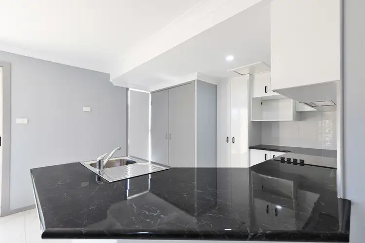 Seventh view of Homely townhouse listing, 9/52 Borilla Street, Emerald QLD 4720