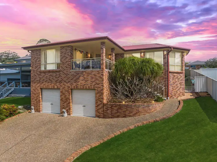 18 Newing Circuit, Kiama Downs NSW 2533