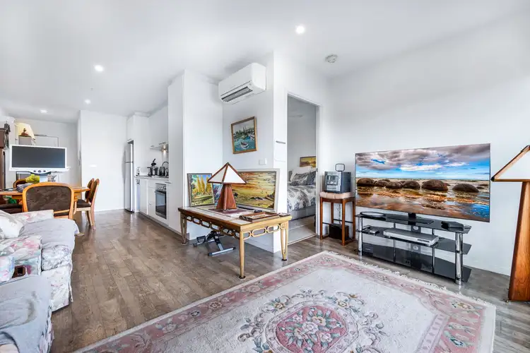 715/39 Kingsway, Glen Waverley VIC 3150