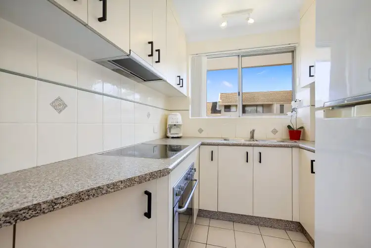Sixth view of Homely apartment listing, 8/242 Rainbow Street, Coogee NSW 2034