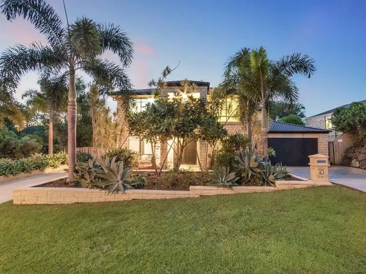 2 Cobbler Place, Pacific Pines QLD 4211