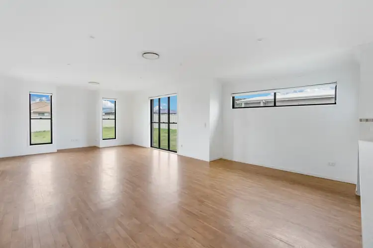 Fifth view of Homely house listing, 15 Desgrand Street, Emerald QLD 4720