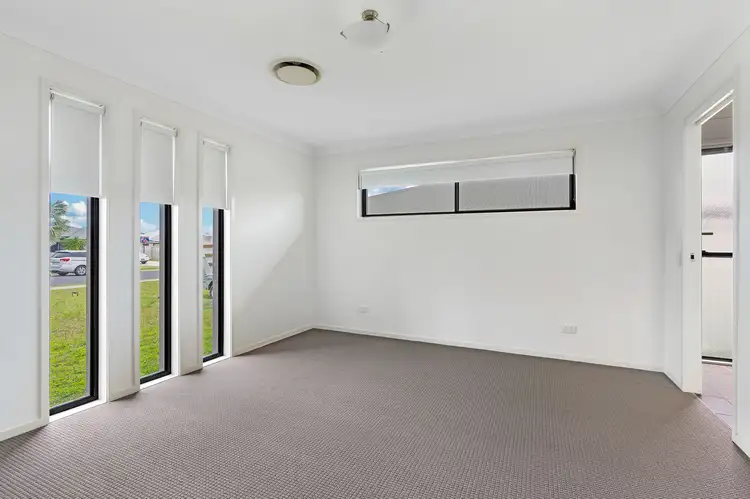 Seventh view of Homely house listing, 15 Desgrand Street, Emerald QLD 4720