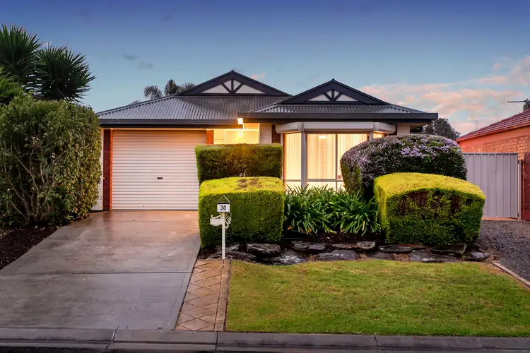 30 Brooks Circuit, Woodcroft SA 5162