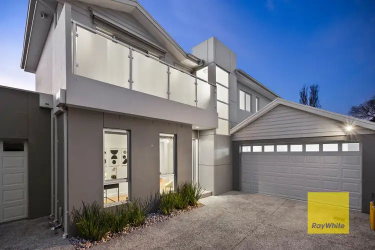 Main view of Homely townhouse listing, 2/16 Nicholas Street, Newtown VIC 3220