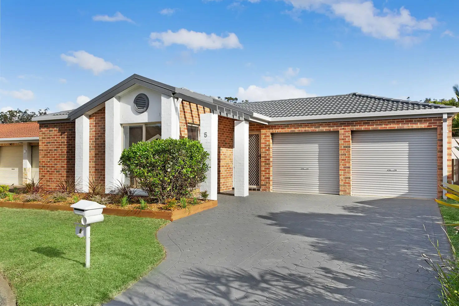 Main view of Homely house listing, 5 John Howe Place, Point Clare NSW 2250