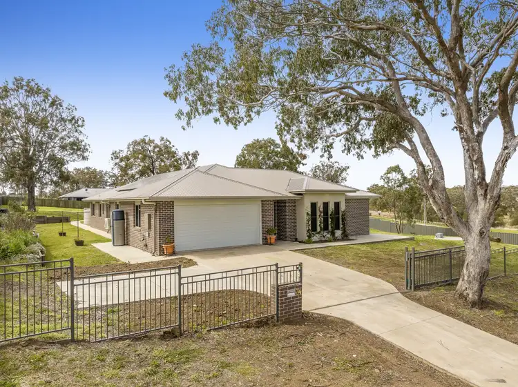 34 Peters Road, Meringandan West QLD 4352