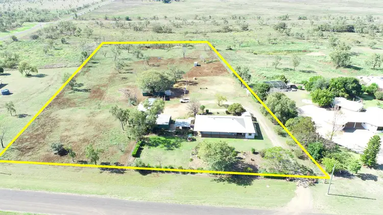 3 Easton Street, Capella QLD 4723