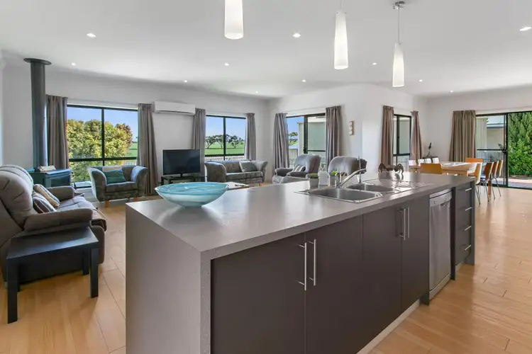 Fifth view of Homely house listing, 21 Douglas Court, Tiddy Widdy Beach SA 5571