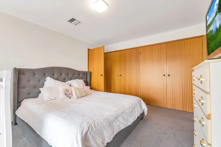 Seventh view of Homely house listing, 18 Lachlan Crescent, Echuca VIC 3564