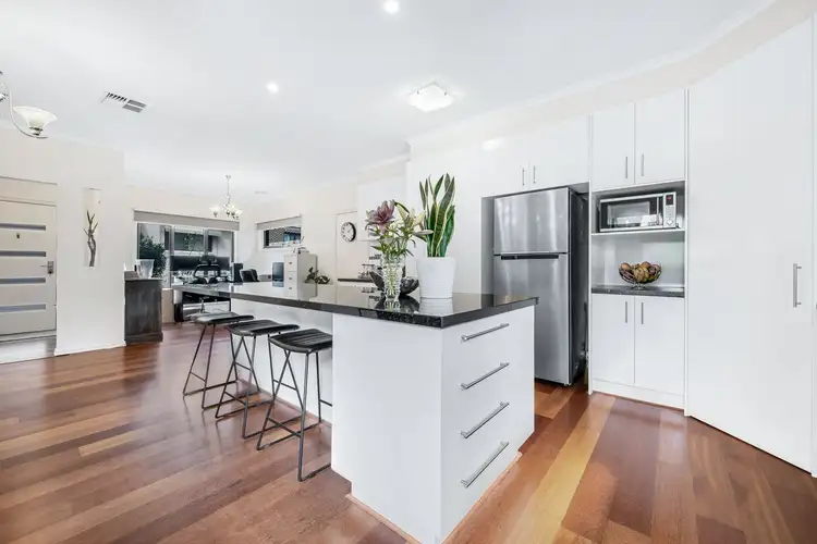 Fifth view of Homely townhouse listing, 2/36 Illuka Crescent, Mount Waverley VIC 3149