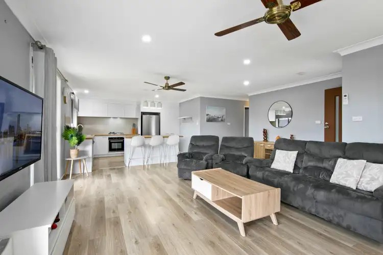 Fourth view of Homely house listing, 17 Callan Avenue, Maryland NSW 2287