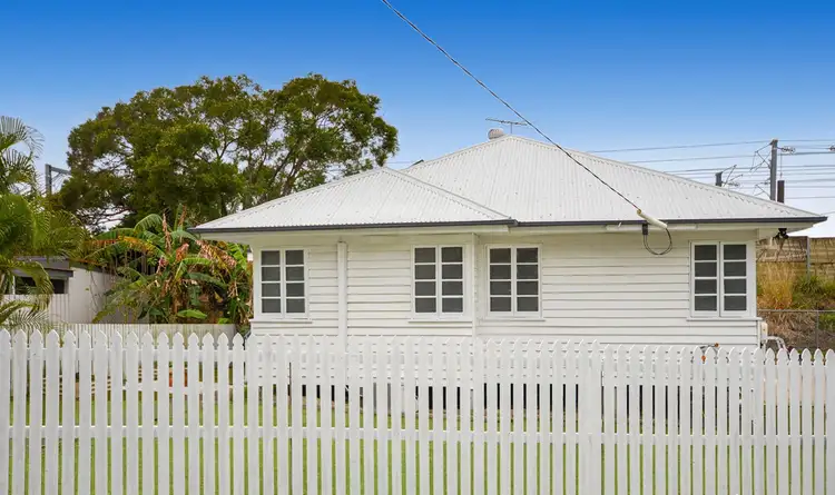 40 Walker Street, Corinda QLD 4075