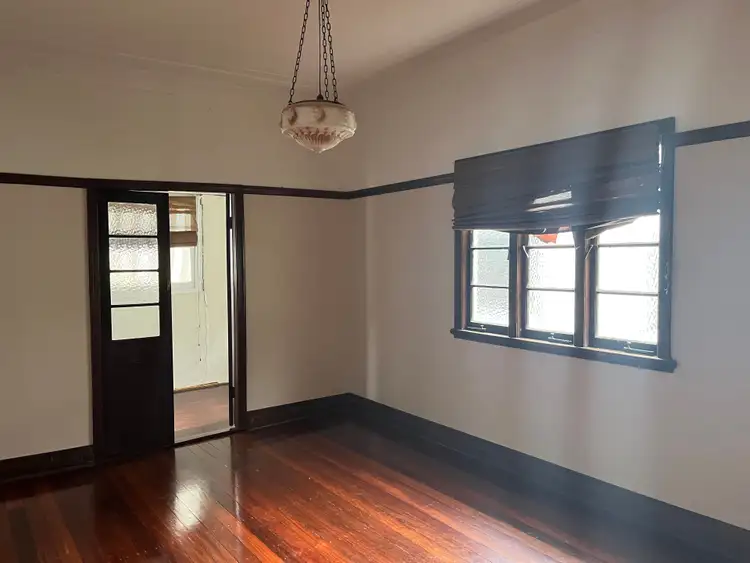 Fifth view of Homely semi-detached listing, 1/33 Baroona Road, Milton QLD 4064