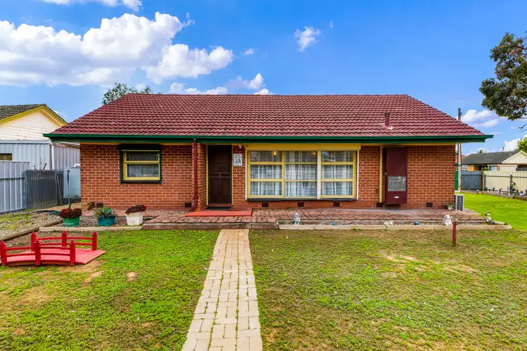 1 Barnes Crescent, Parafield Gardens SA 5107
