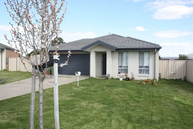 9 Hughes Court, Corowa NSW 2646