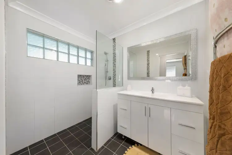Sixth view of Homely house listing, 8 Gloaming Close, Maryland NSW 2287