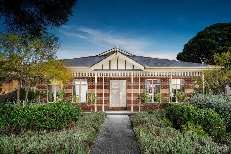 1 Seaview Crescent, Mulgrave VIC 3170