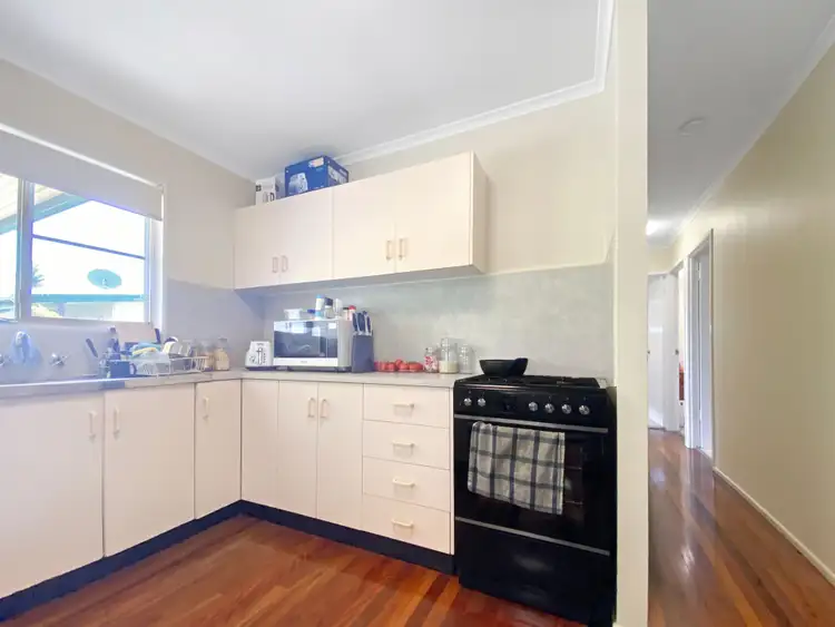 Sixth view of Homely house listing, 9 Beaconsfield Road East, Beaconsfield QLD 4740