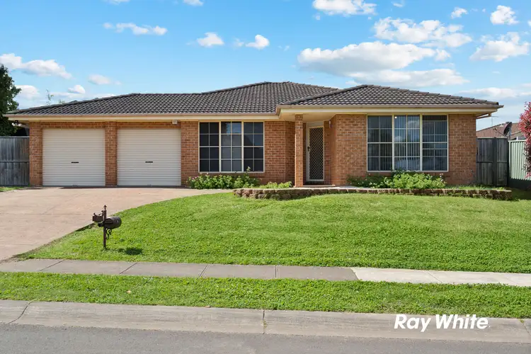 8 Catania Avenue, Quakers Hill NSW 2763
