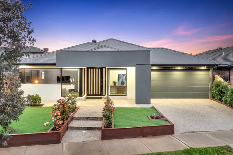 3 Middle Way, Mickleham VIC 3064