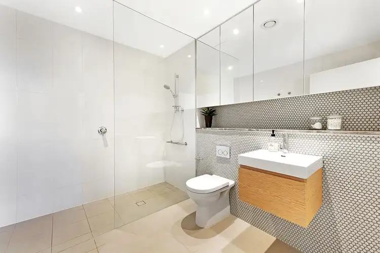 Fifth view of Homely unit listing, 2/17 Hamilton Corner, Lindfield NSW 2070