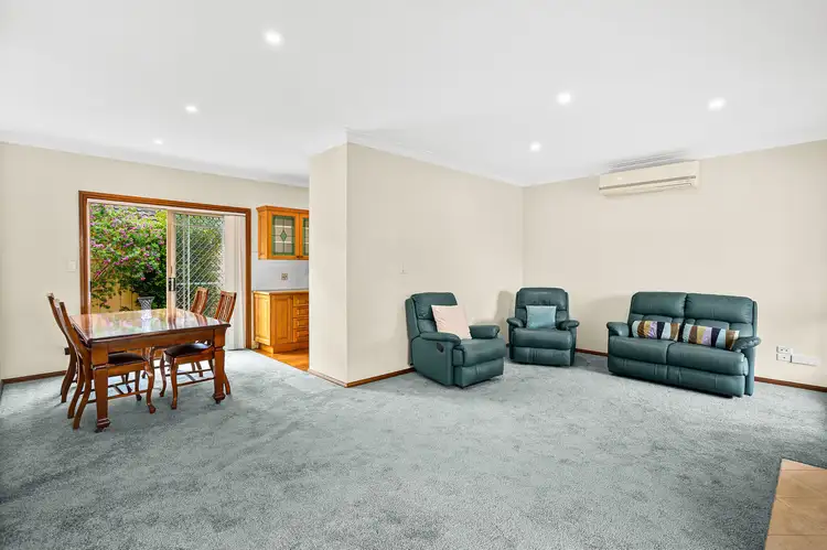 Third view of Homely villa listing, 2/135 Connells Point Road, Connells Point NSW 2221