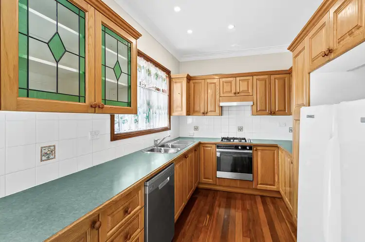 Fifth view of Homely villa listing, 2/135 Connells Point Road, Connells Point NSW 2221